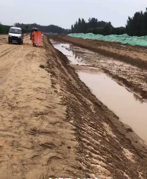承德兴隆县河道降水